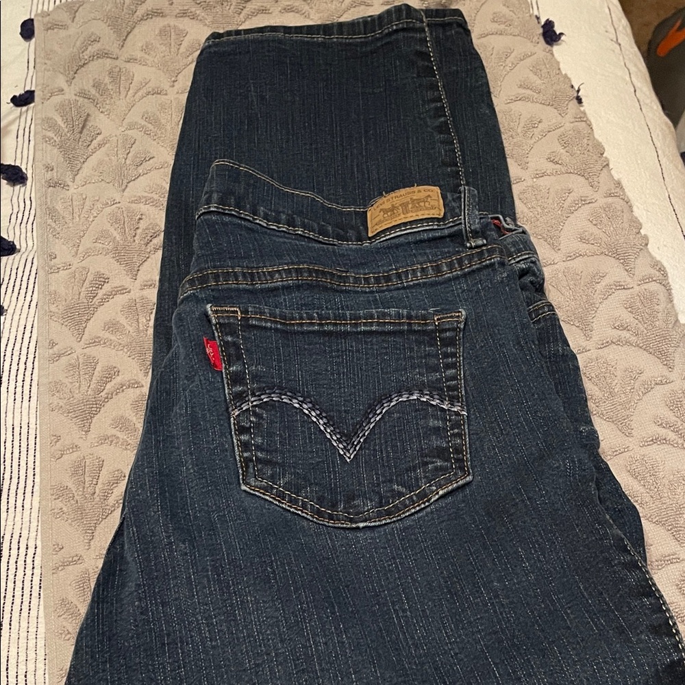 Levi's Dark perfectly slimming 512 ankle Jeans
